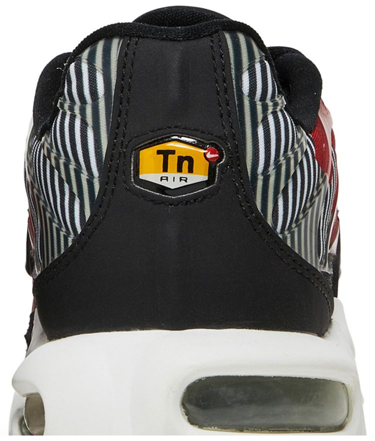 Nike Air Max Plus SE Big Logo