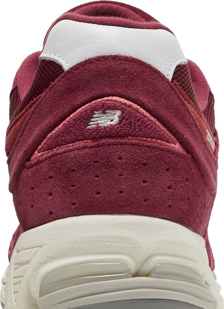 2002R Suede Pack   Garnet Deep Earth Red