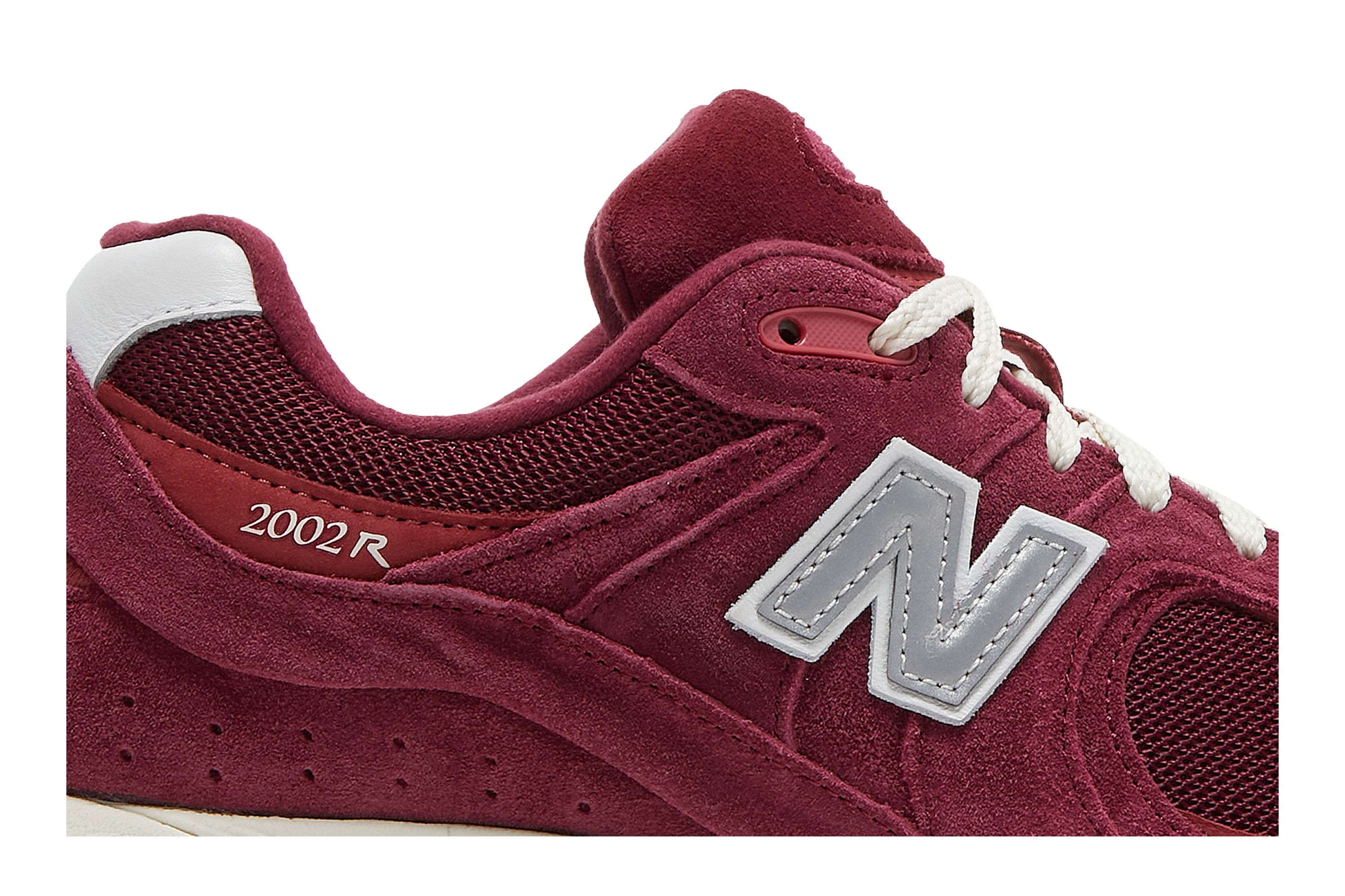 New balance earth red 2025