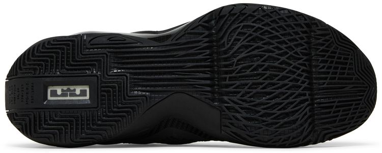 LeBron Soldier 14 Black