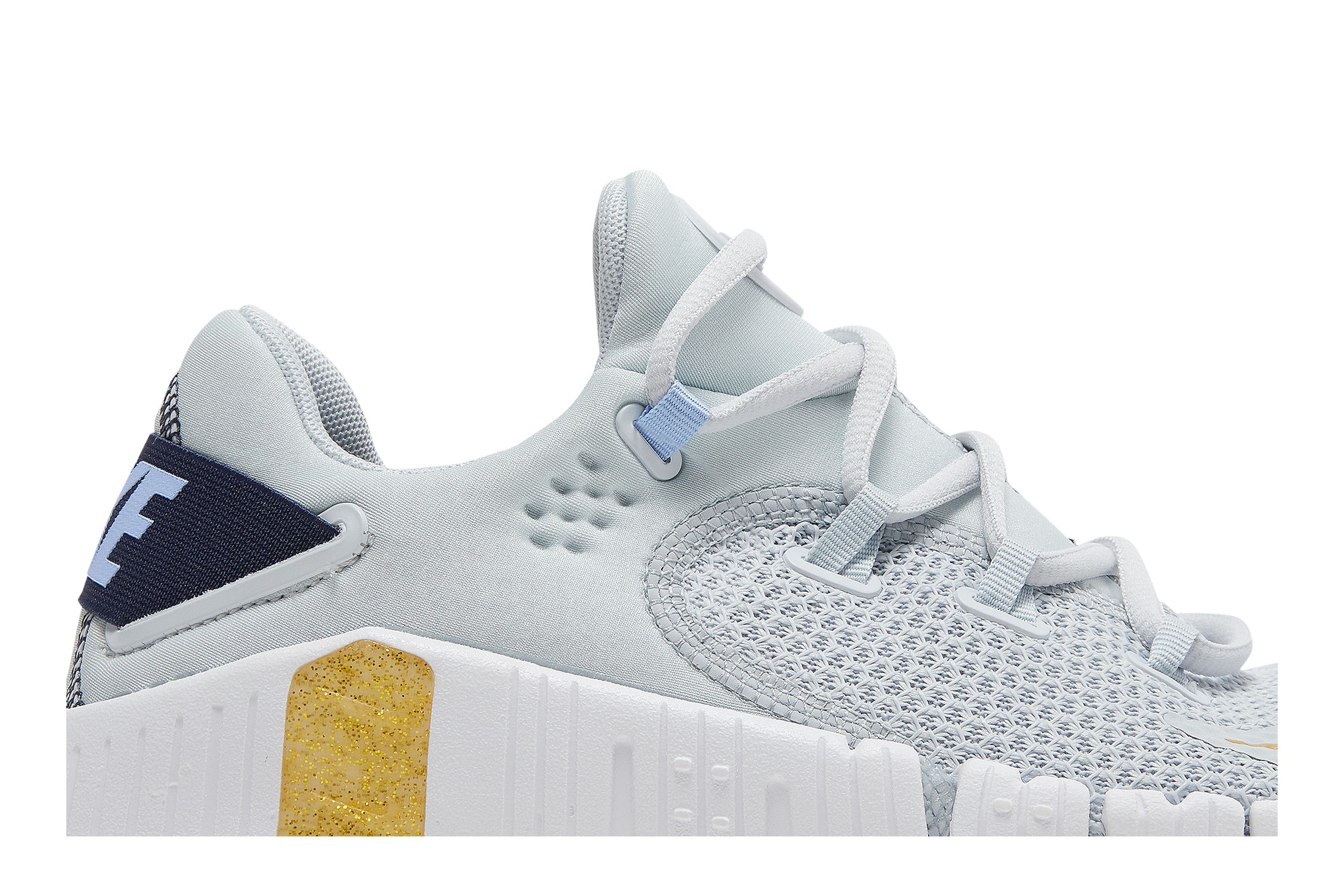 Nike metcon 4 gold online