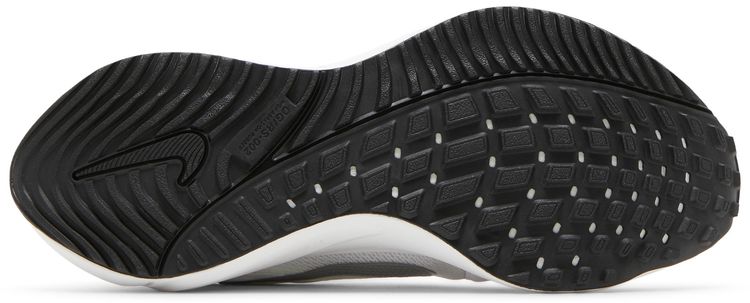 Nike Wmns Air Zoom Vomero 16 White Metallic Silver