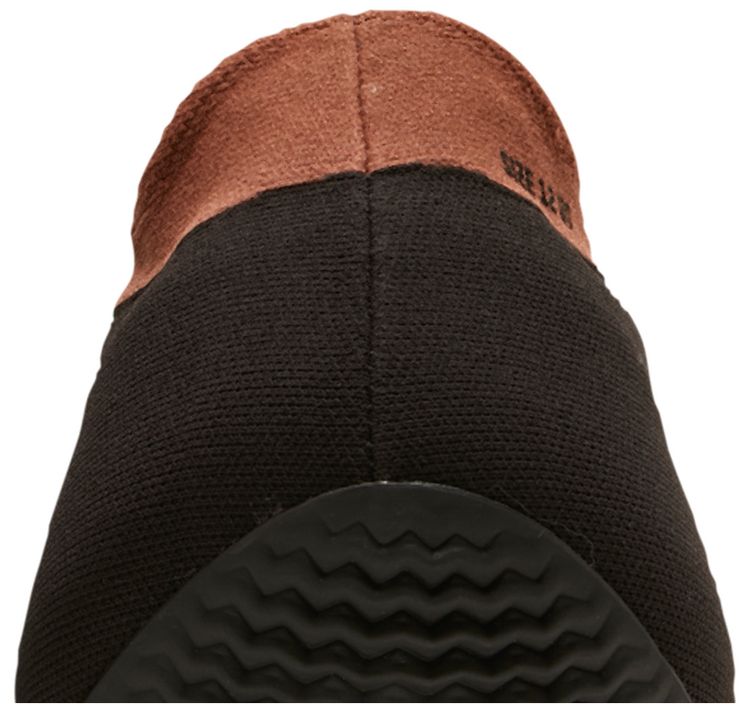 Yeezy Knit Runner Stone Carbon