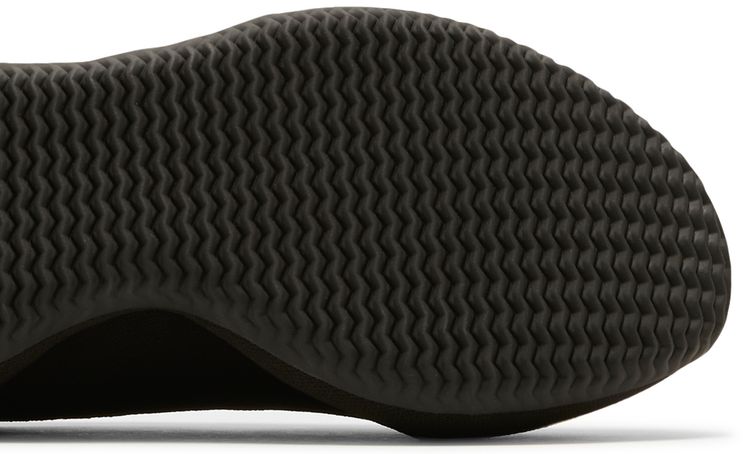 Yeezy Knit Runner Stone Carbon