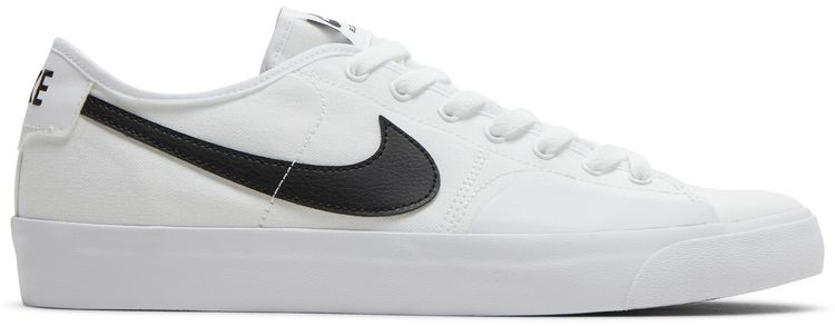 Nike Blazer Court SB White Black