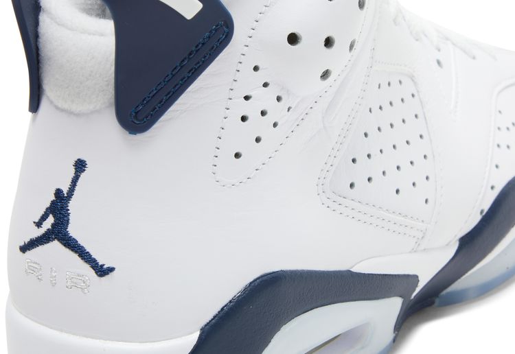 Air Jordan 6 Retro Midnight Navy 2022