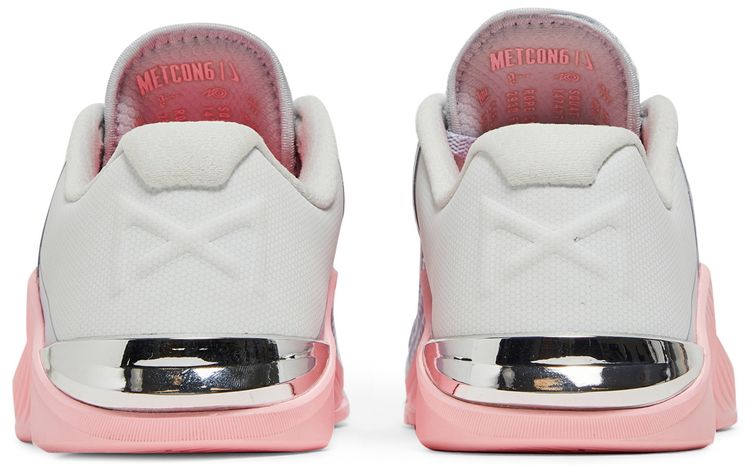 Nike Wmns Metcon 6 Football Grey Arctic Punch