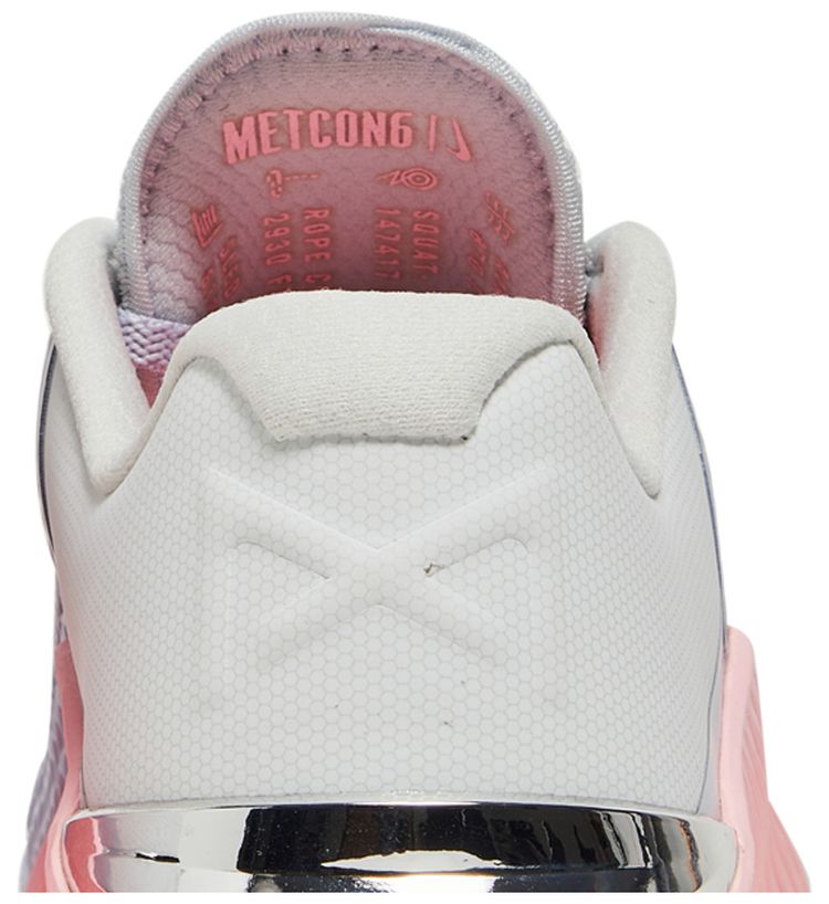 Nike Wmns Metcon 6 Football Grey Arctic Punch