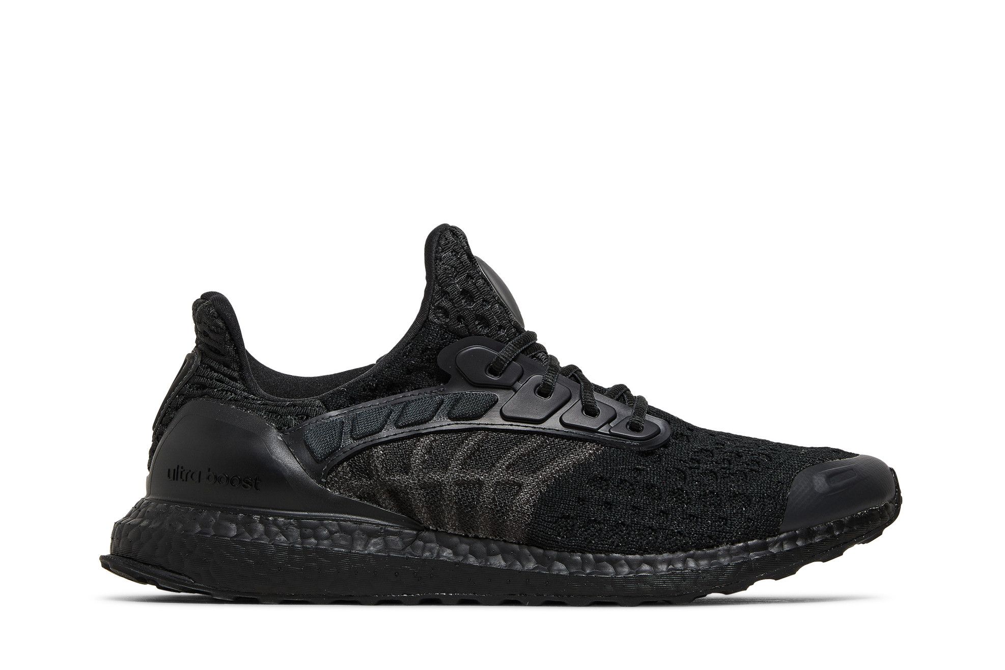 Triple black futurecraft cheap
