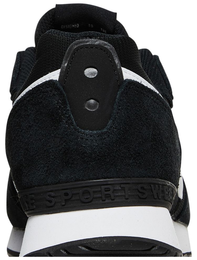 Nike Venture Runner Wide Black White