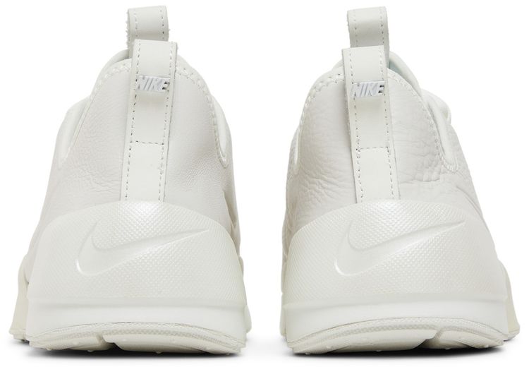 Wmns Ashin Modern LX Triple White