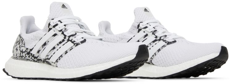 Adidas Wmns UltraBoost 50 DNA Multi Pattern White