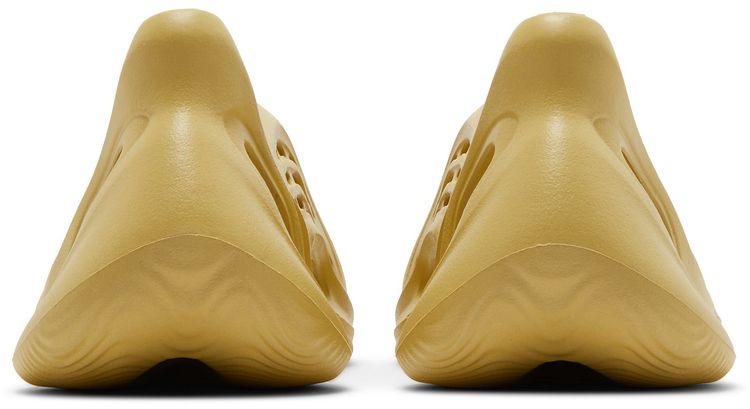 Yeezy Foam Runner Sulfur