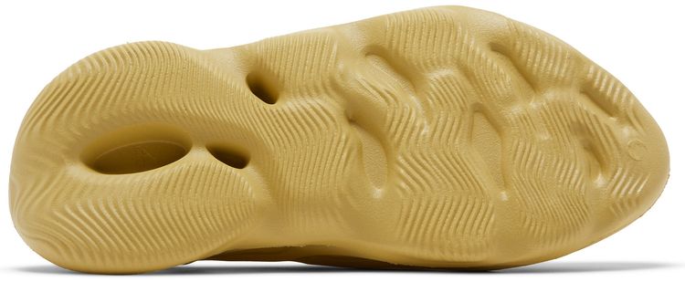 Yeezy Foam Runner Sulfur