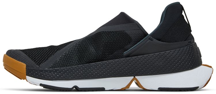 Nike GO FlyEase Black Gum