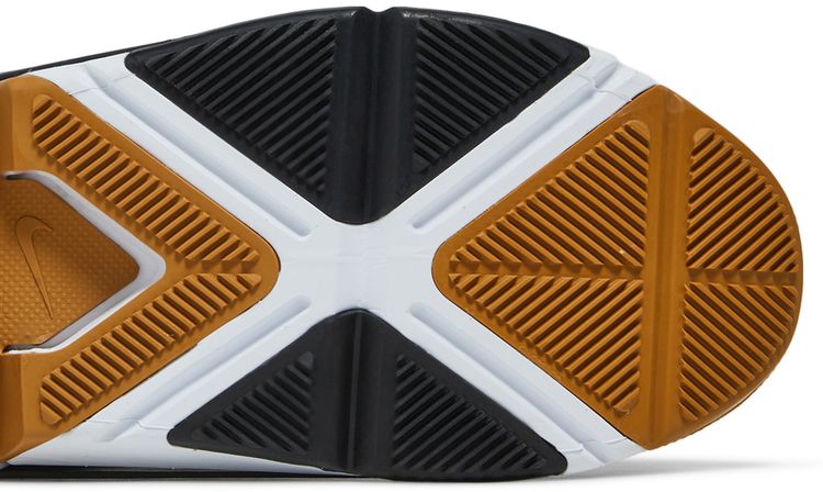 Nike GO FlyEase Black Gum