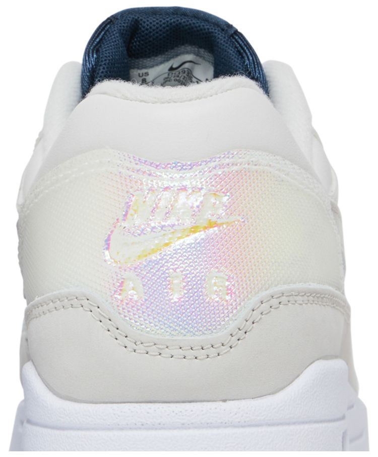 Wmns Air Max 1 Air Max Day   La Ville Lumiere
