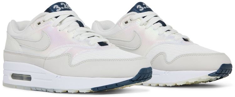 Wmns Air Max 1 Air Max Day   La Ville Lumiere
