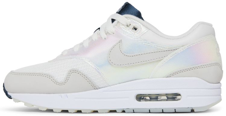 Wmns Air Max 1 Air Max Day   La Ville Lumiere