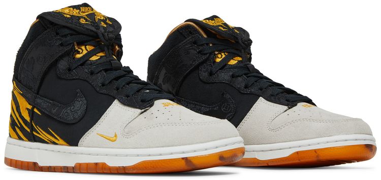 Nike Dunk High Premium God Of Wealth