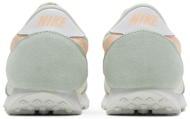 Nike Wmns Daybreak Barely Green Crimson Tint