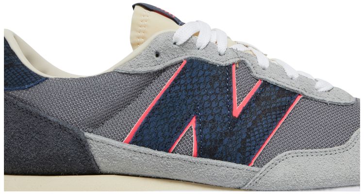 Sneakersnstuff x New Balance 237 Blue Racer