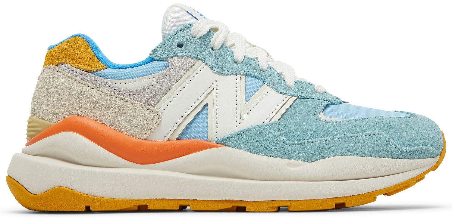 wmns fashion chunky runner