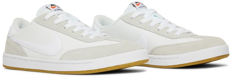 Nike FC Standard SB Summit White Gum