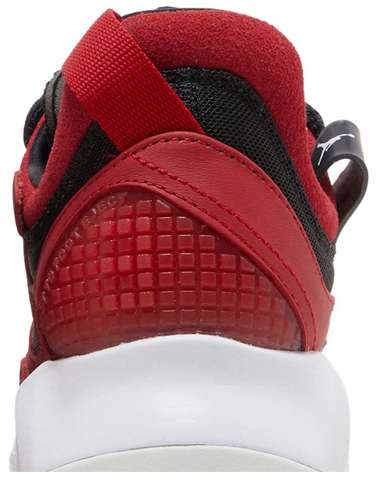 Air Jordan Wmns Jordan MA2 Bred