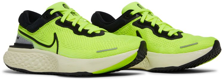 Nike ZoomX Invincible Run Flyknit Volt