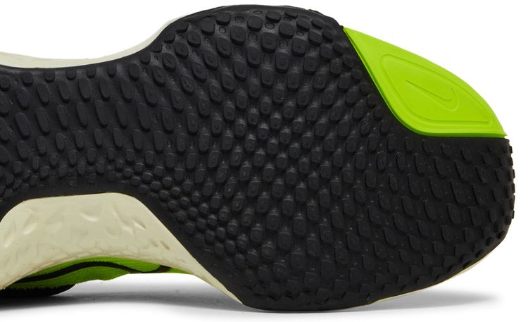 Nike ZoomX Invincible Run Flyknit Volt
