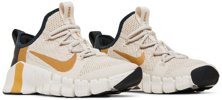 Nike Wmns Free Metcon 3 Light Orewood Brown