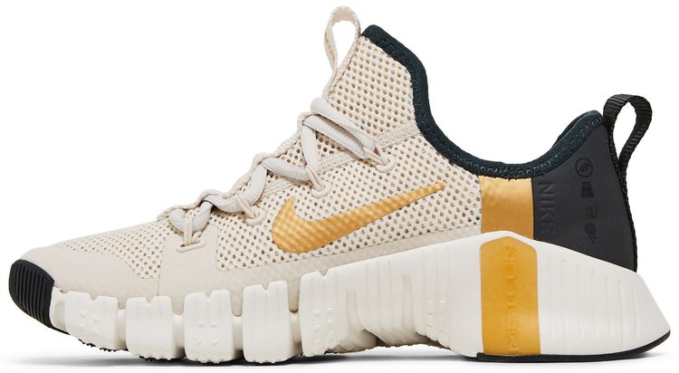 Nike Wmns Free Metcon 3 Light Orewood Brown