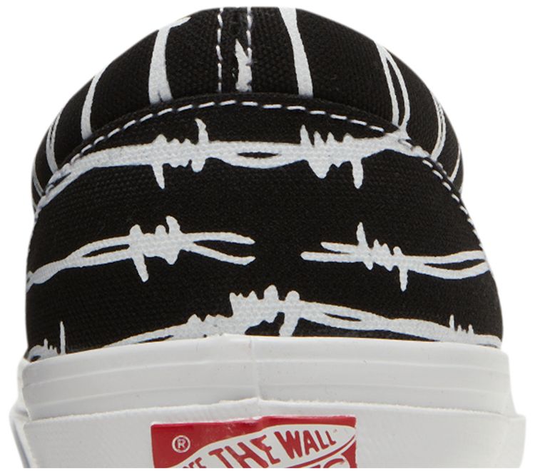 Vans OG Classic Slip On LX Barbed Wire   Black
