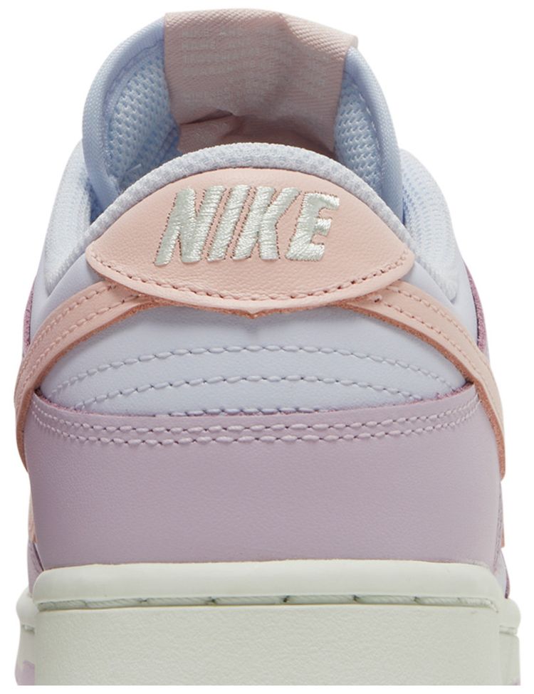 Nike Wmns Dunk Low Easter