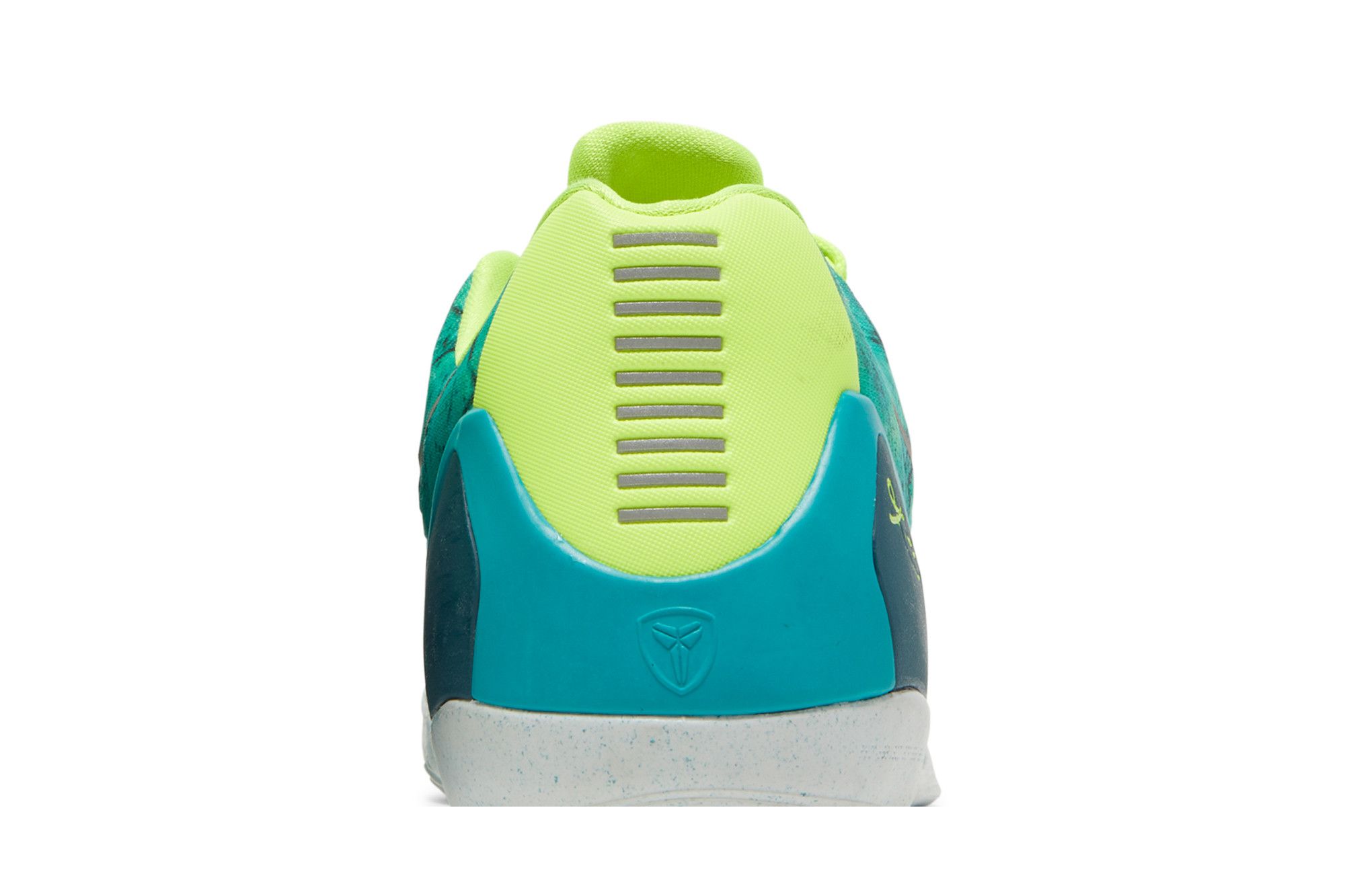 Buy Kobe 9 EM Easter 646701 300 GOAT