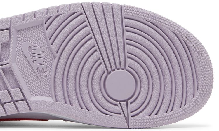 Wmns Air Jordan 1 Mid Valentines Day