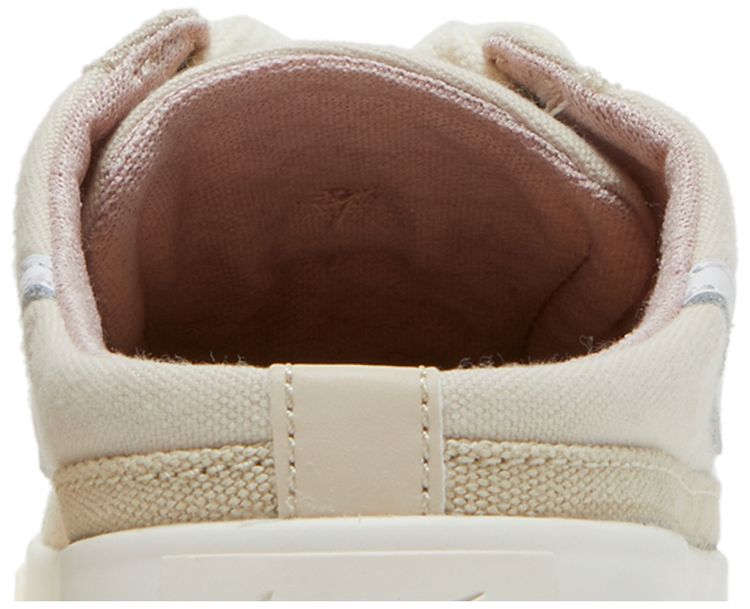 Nike Wmns Court Legacy Mule Cork