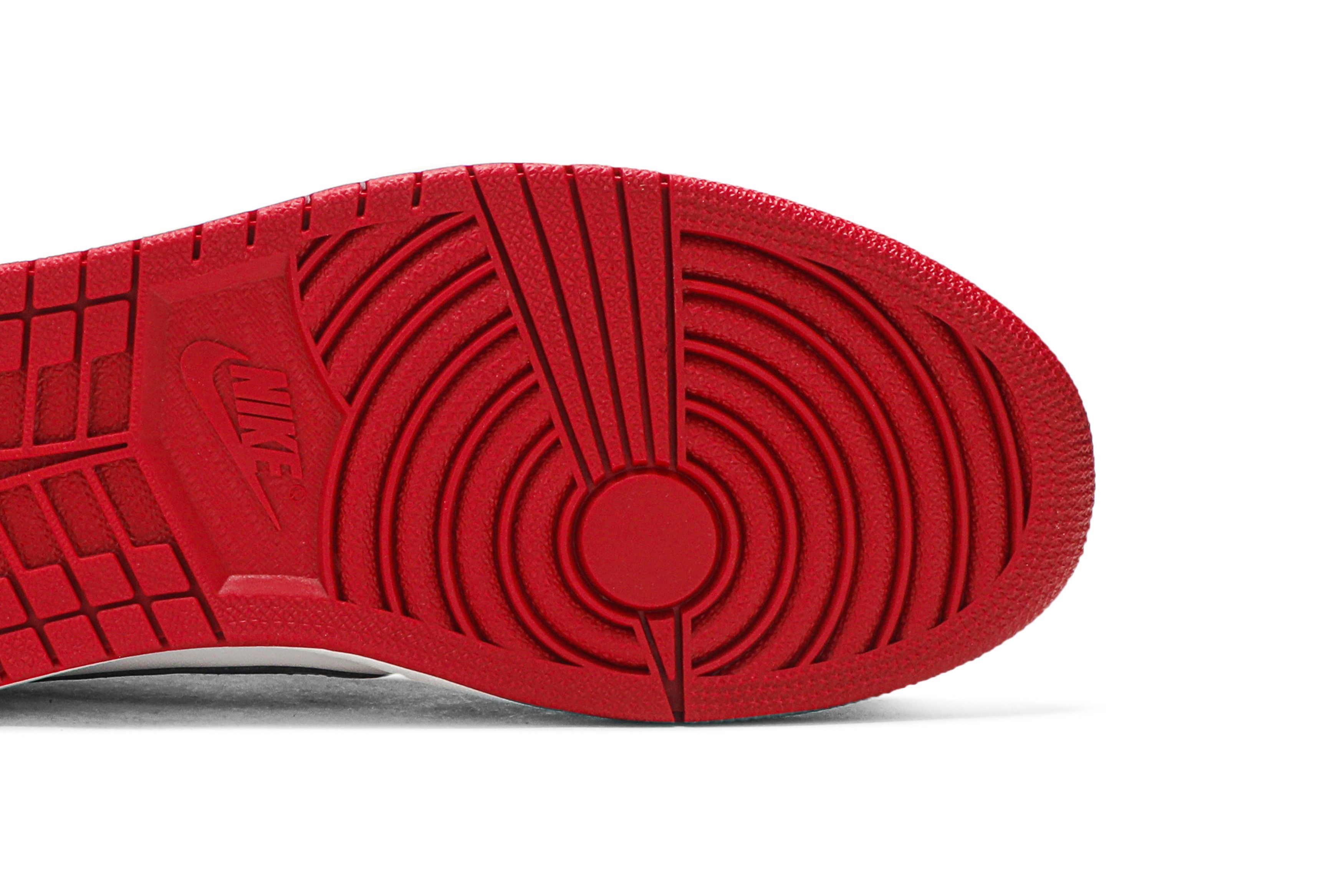 Buy Air Jordan 1 Retro Low OG 'Chicago' 2016 - 705329 600 | GOAT