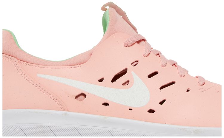 Nike Nyjah Free SB Sushi