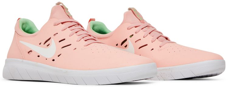 Nike Nyjah Free SB Sushi