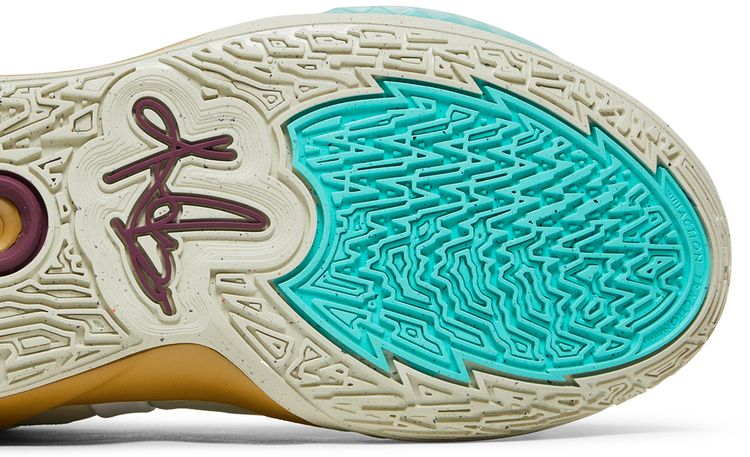 Sue Bird x Nike Kyrie Infinity GS Golden Tribute