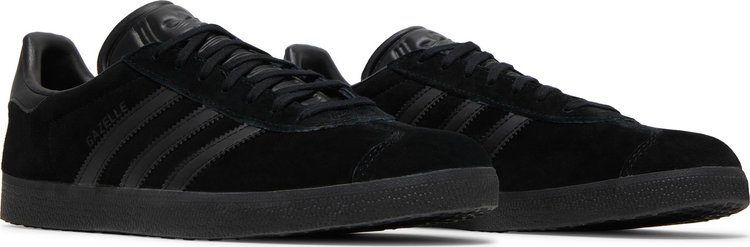 Gazelle Triple Black