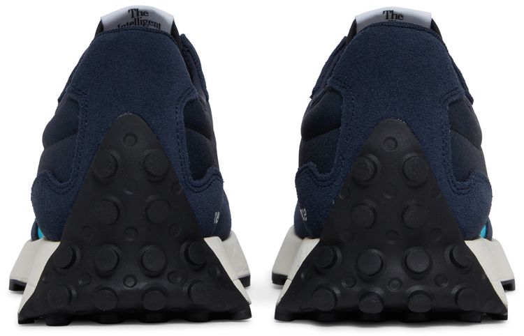 New Balance 327 Eclipse Virtual Sky