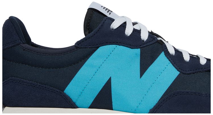 New Balance 327 Eclipse Virtual Sky