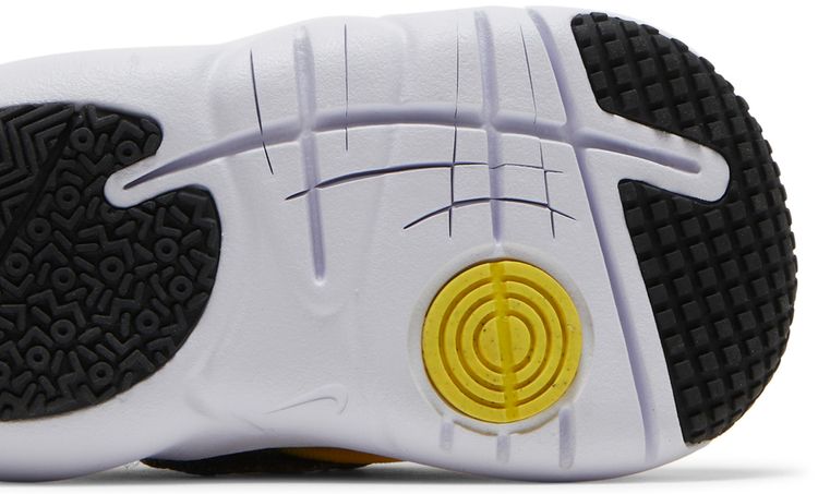 Nike Flex Advance TD Go The Extra Smile