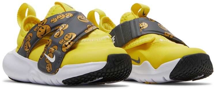 Nike Flex Advance TD Go The Extra Smile