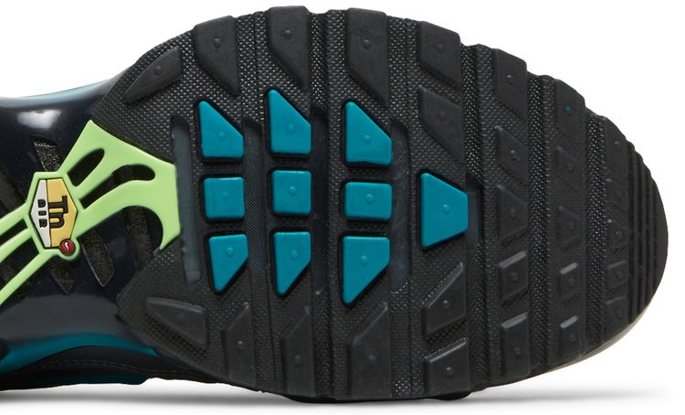 Nike Air Max Plus Champions League