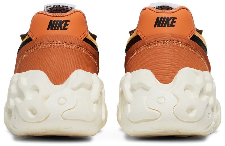 Nike Overbreak SP Hot Curry