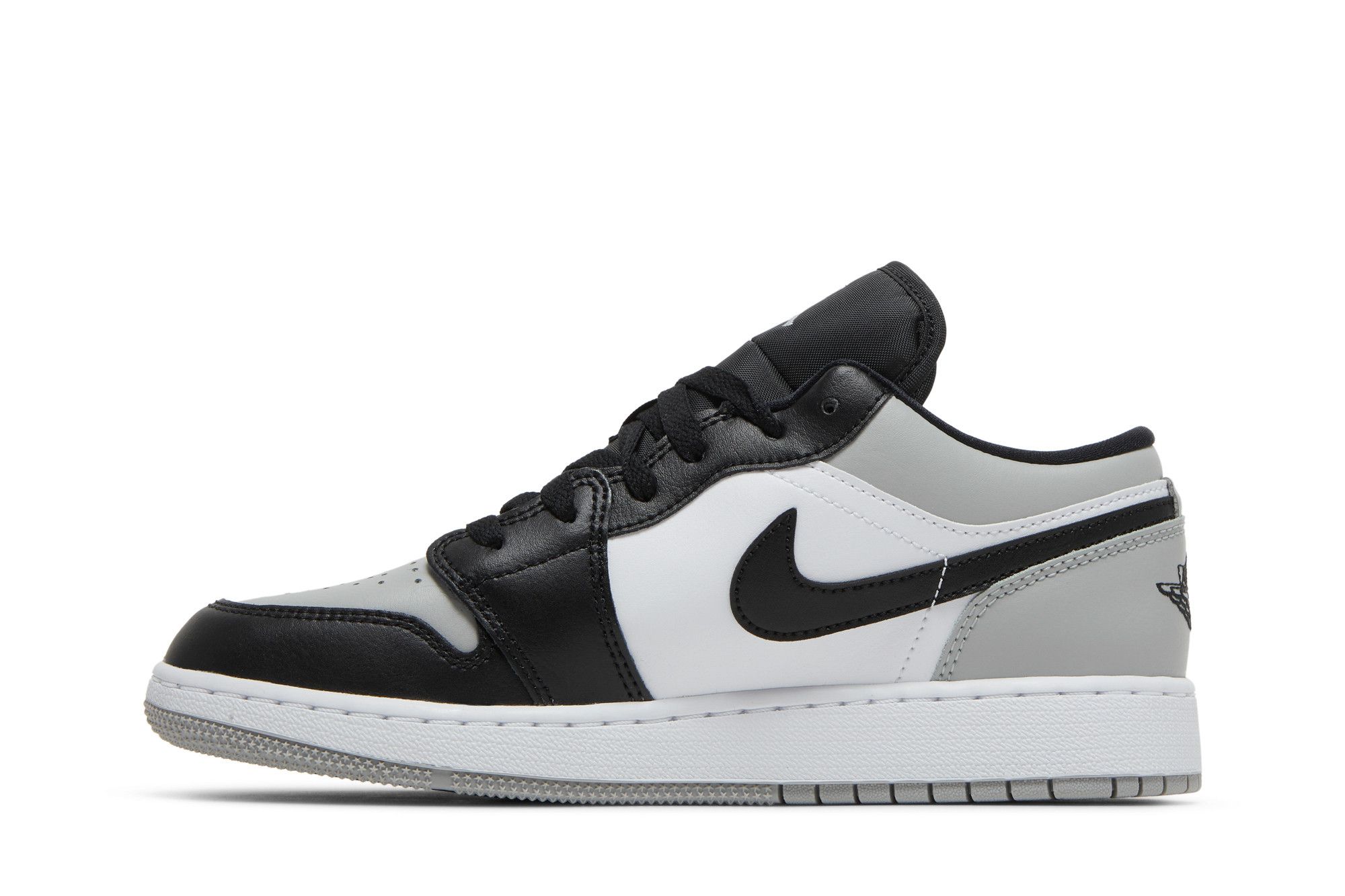 Buy Air Jordan 1 Low GS 'Light Smoke Grey' - 553560 052 | GOAT